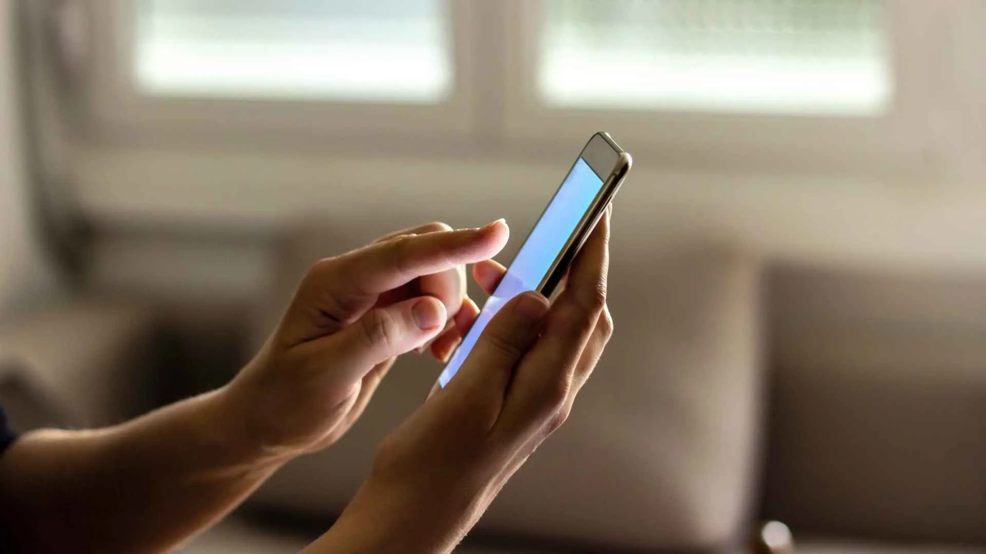 Cara Menghasilkan Uang dari HP yang Realistis Sesuai Kondisi